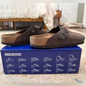 Birkenstock Bostons | brown leather | size 9 (fits like an 8.5)